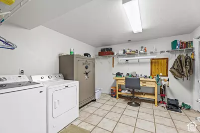 69 W Middle Cir, Grantsville, UT 84029 - Photo 25