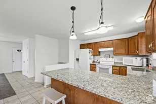 69 W Middle Cir, Grantsville, UT 84029 - Photo 7