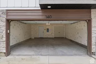 140 E Chambord Ct S, Sandy, UT 84070 - Photo 29