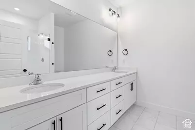 132 E Chambord Ct S, Sandy, UT 84070 - Photo 17