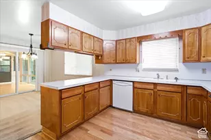 806 S 850 E, Bountiful, UT 84010 - Photo 5