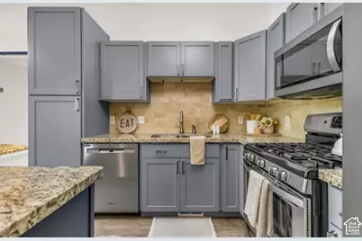 2308 S 1520 W, Syracuse, UT 84075 - Photo 3