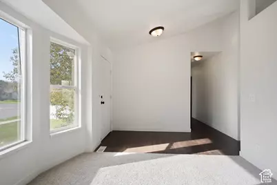 14077 S Grand View Peak Cir, Riverton, UT 84096 - Photo 9