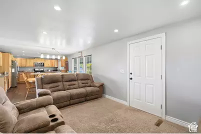 330 W 2000 N, Vernal, UT 84078 - Photo 7