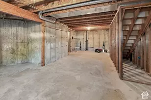 1322 W 3750 N, Pleasant View, UT 84414 - Photo 39