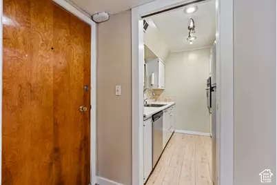 131 S 1000 E, Salt Lake City, UT 84102 - Photo 29