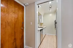 131 S 1000 E, Salt Lake City, UT 84102 - Photo 29