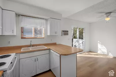 3565 W 5585 S, Taylorsville, UT 84129 - Photo 9