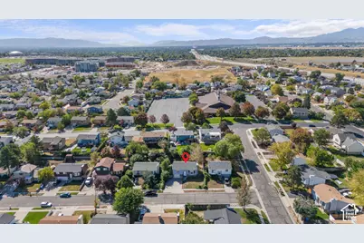 3565 W 5585 S, Taylorsville, UT 84129 - Photo 23