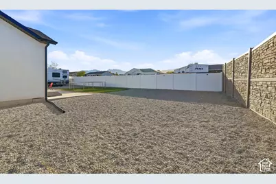 73 N Kent W, Grantsville, UT 84029 - Photo 37