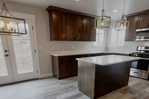 145 S Liberty St, Grantsville, UT 84029 - Photo 7