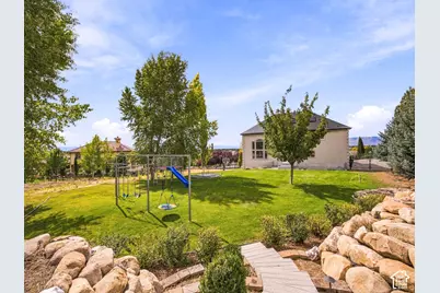 596 N 1420 E, Provo, UT 84606 - Photo 39