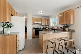5051 S 5450 W, Kearns, UT 84118 - Photo 5