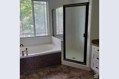 15001 S Eagle Crest Dr E, Draper (UT Cnty), UT 84020 - Photo 35