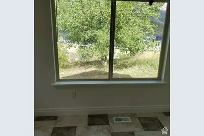 15001 S Eagle Crest Dr E, Draper (UT Cnty), UT 84020 - Photo 43