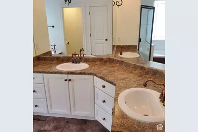 15001 S Eagle Crest Dr E, Draper (UT Cnty), UT 84020 - Photo 33