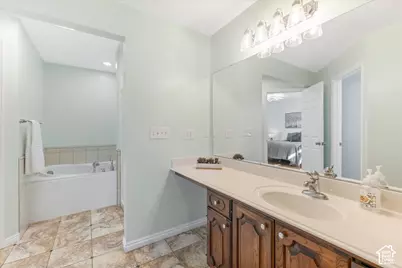 1622 E Royal Oak Cir S, Sandy, UT 84092 - Photo 23