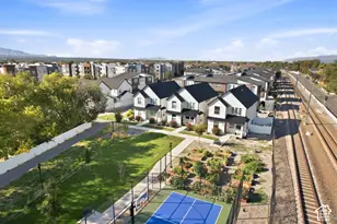 153 E Rochefort Ct S, Sandy, UT 84070 - Photo 43