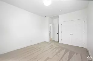153 E Rochefort Ct S, Sandy, UT 84070 - Photo 25