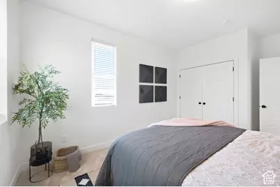153 E Rochefort Ct S, Sandy, UT 84070 - Photo 23