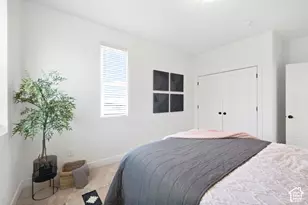 153 E Rochefort Ct S, Sandy, UT 84070 - Photo 23