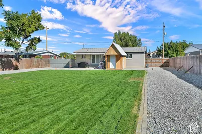 2969 W 1300 N, Clinton, UT 84015 - Photo 21