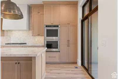 1642 E Center Pointe Dr, Lehi, UT 84043 - Photo 13