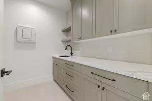 1642 E Center Pointe Dr, Lehi, UT 84043 - Photo 25