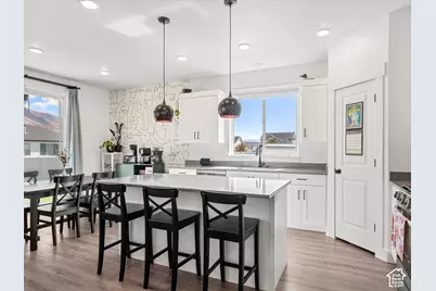 561 S 655 E, Hyrum, UT 84319 - Photo 9