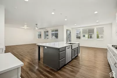 6076 S 4400 W, Hooper, UT 84315 - Photo 19