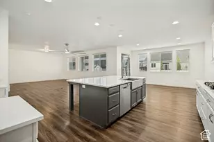 6076 S 4400 W, Hooper, UT 84315 - Photo 19