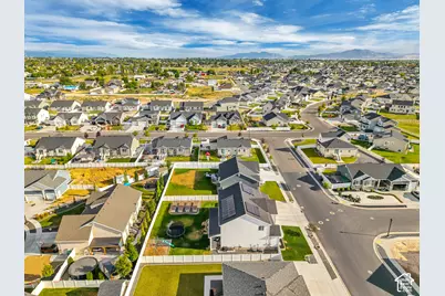 6076 S 4400 W, Hooper, UT 84315 - Photo 73