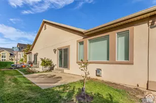 713 Eagle Pass, North Salt Lake, UT 84054 - Photo 19