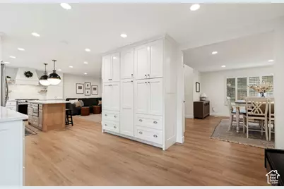 8498 S Terrace Dr E, Sandy, UT 84093 - Photo 11