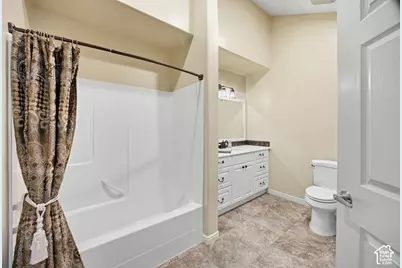 2235 N 230 E #B, North Logan, UT 84341 - Photo 15