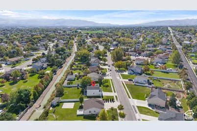 9643 S 3065 W, South Jordan, UT 84095 - Photo 41