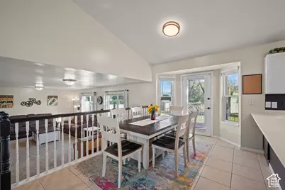 9643 S 3065 W, South Jordan, UT 84095 - Photo 9