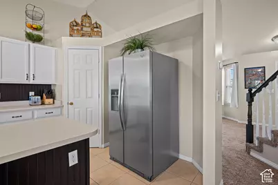 9643 S 3065 W, South Jordan, UT 84095 - Photo 11