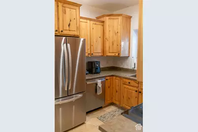 2542 W Mont Sur Dr, Riverton, UT 84065 - Photo 13