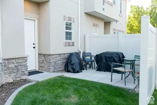 2542 W Mont Sur Dr, Riverton, UT 84065 - Photo 7