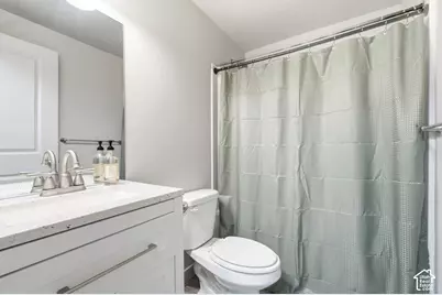 5726 N Gray Hawk Dr, Stansbury Park, UT 84074 - Photo 17