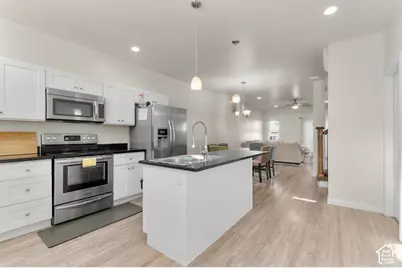 3869 S 1580 W, West Valley, UT 84119 - Photo 9