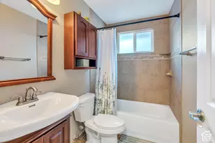 892 E Bear Canyon Rd S, Sandy, UT 84094 - Photo 11