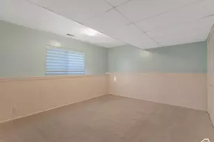 2983 W Sussex Pl, West Valley, UT 84119 - Photo 17