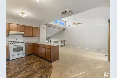 2983 W Sussex Pl, West Valley, UT 84119 - Photo 15