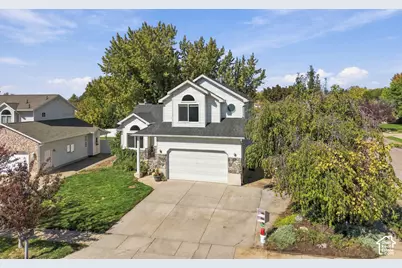 149 E Shadowbrook Ln, Kaysville, UT 84037 - Photo 3