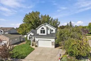 149 E Shadowbrook Ln, Kaysville, UT 84037 - Photo 3