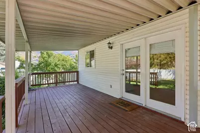 149 E Shadowbrook Ln, Kaysville, UT 84037 - Photo 29