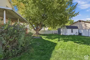 149 E Shadowbrook Ln, Kaysville, UT 84037 - Photo 31