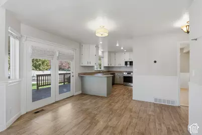 149 E Shadowbrook Ln, Kaysville, UT 84037 - Photo 11